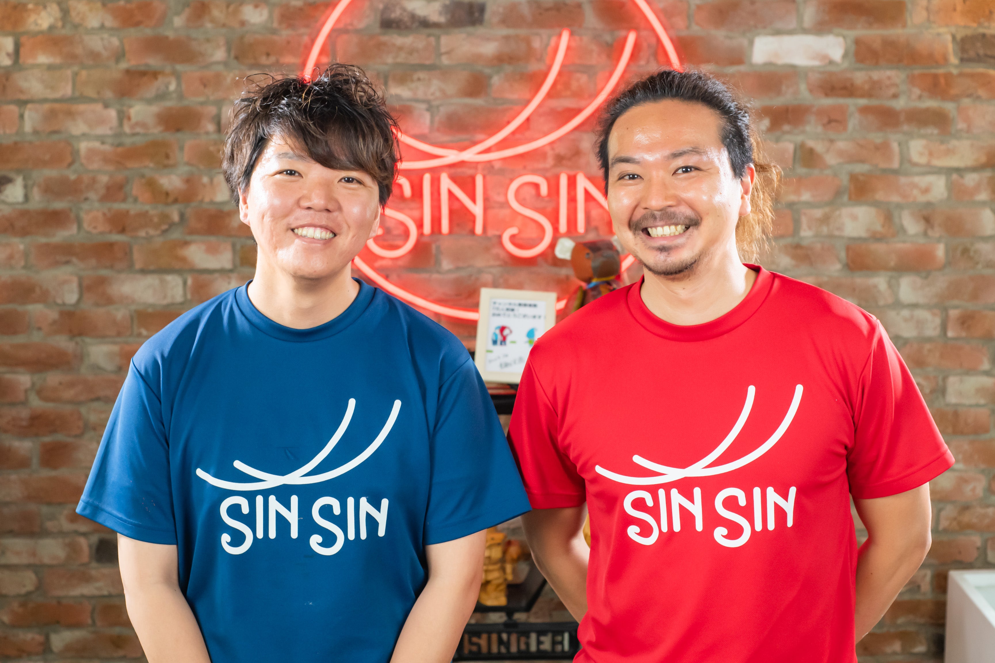 【美品】　新進工房　SINSIN　aile3　エル　マネークリップ　ブラック 最薄・最小】小銭も入るマネークリップ aile-エル-｜SENNYU