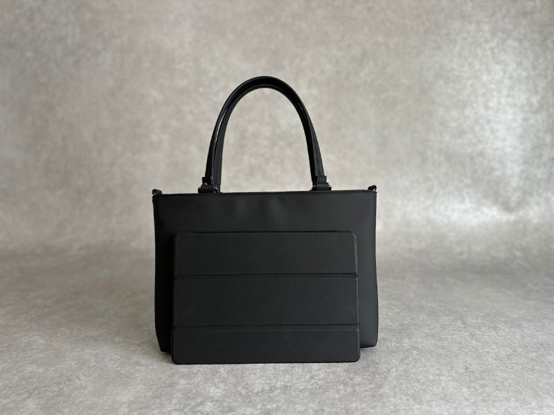 バッグ QUICK PAC TOTE   MAKUAKE 拡張する収納スペース