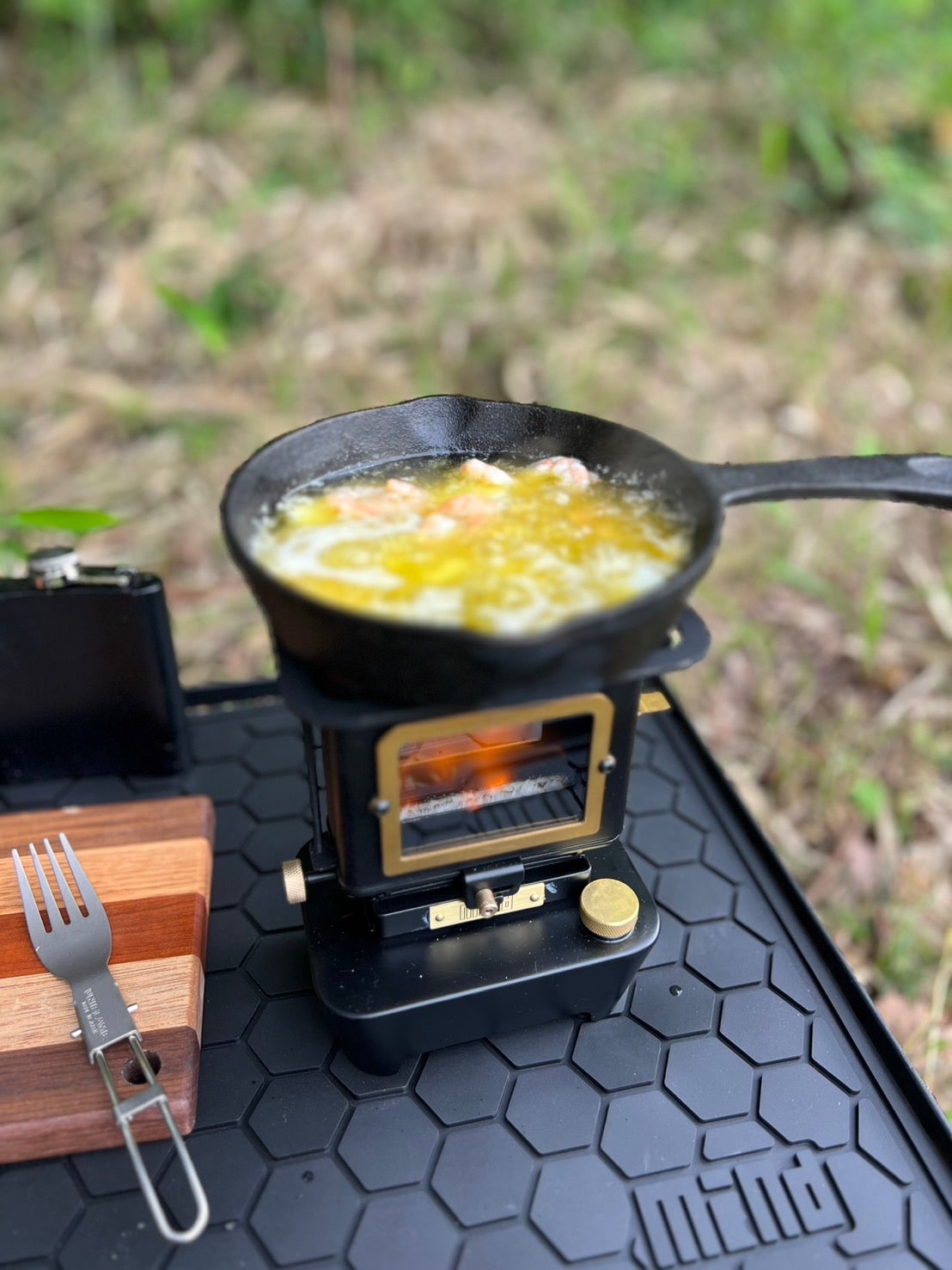 Makuake｜室内暖炉、くつろぎの炎を手元で。ヴィンテージ感漂う