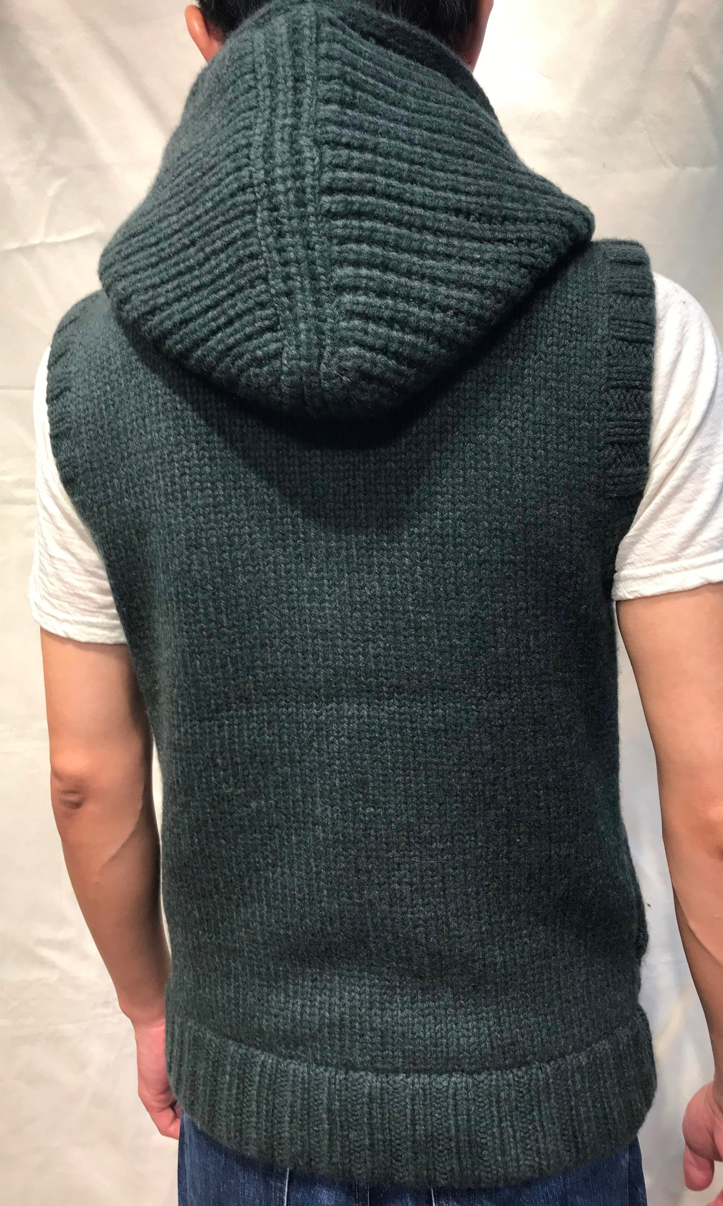 CASHYAGEのセーター CASHYAGE」 内モンゴルカシミヤの手編みニット文化と職人の技術を体感