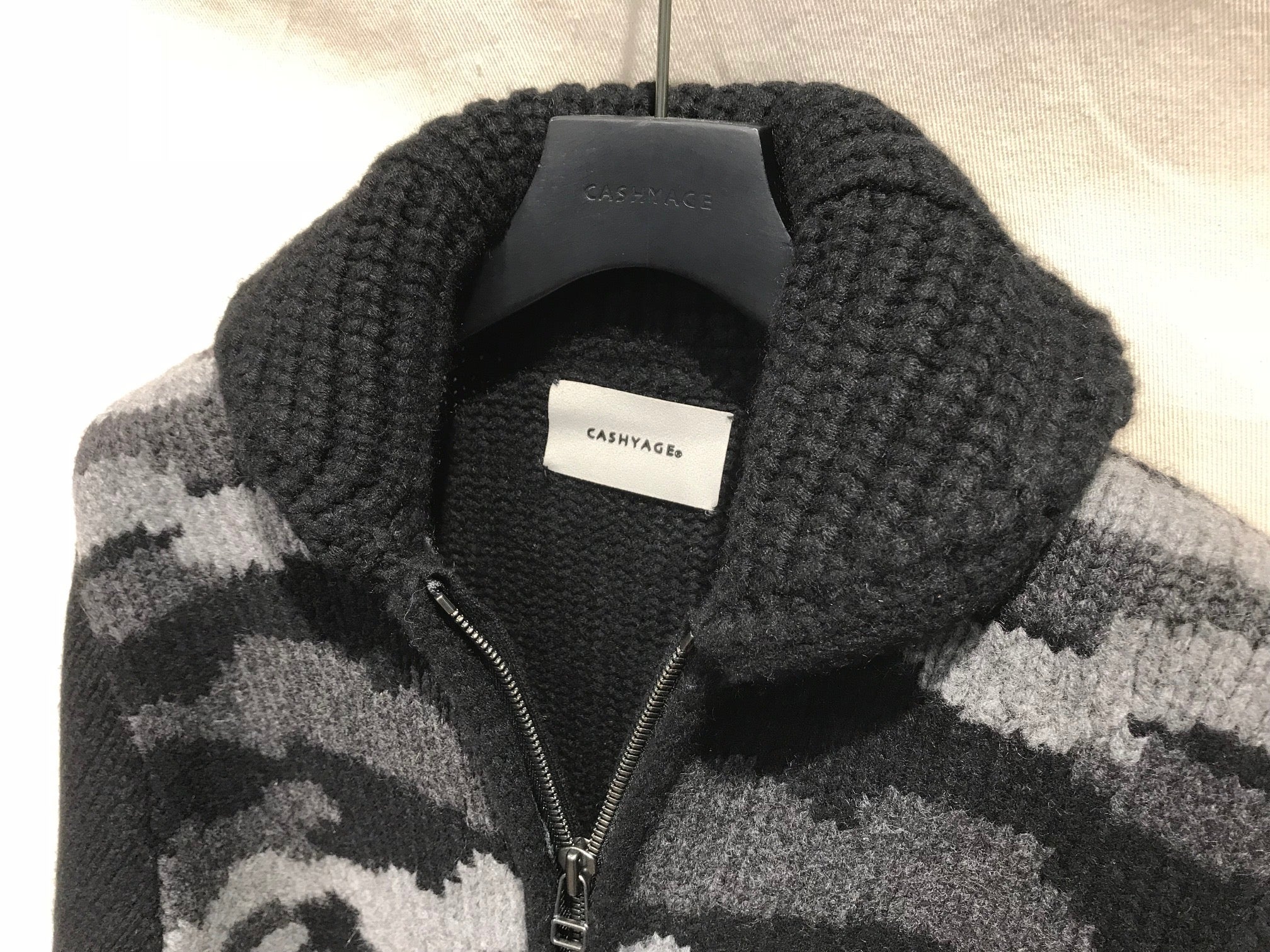 CASHYAGEのセーター CASHYAGE」 内モンゴルカシミヤの手編みニット文化と職人の技術を体感