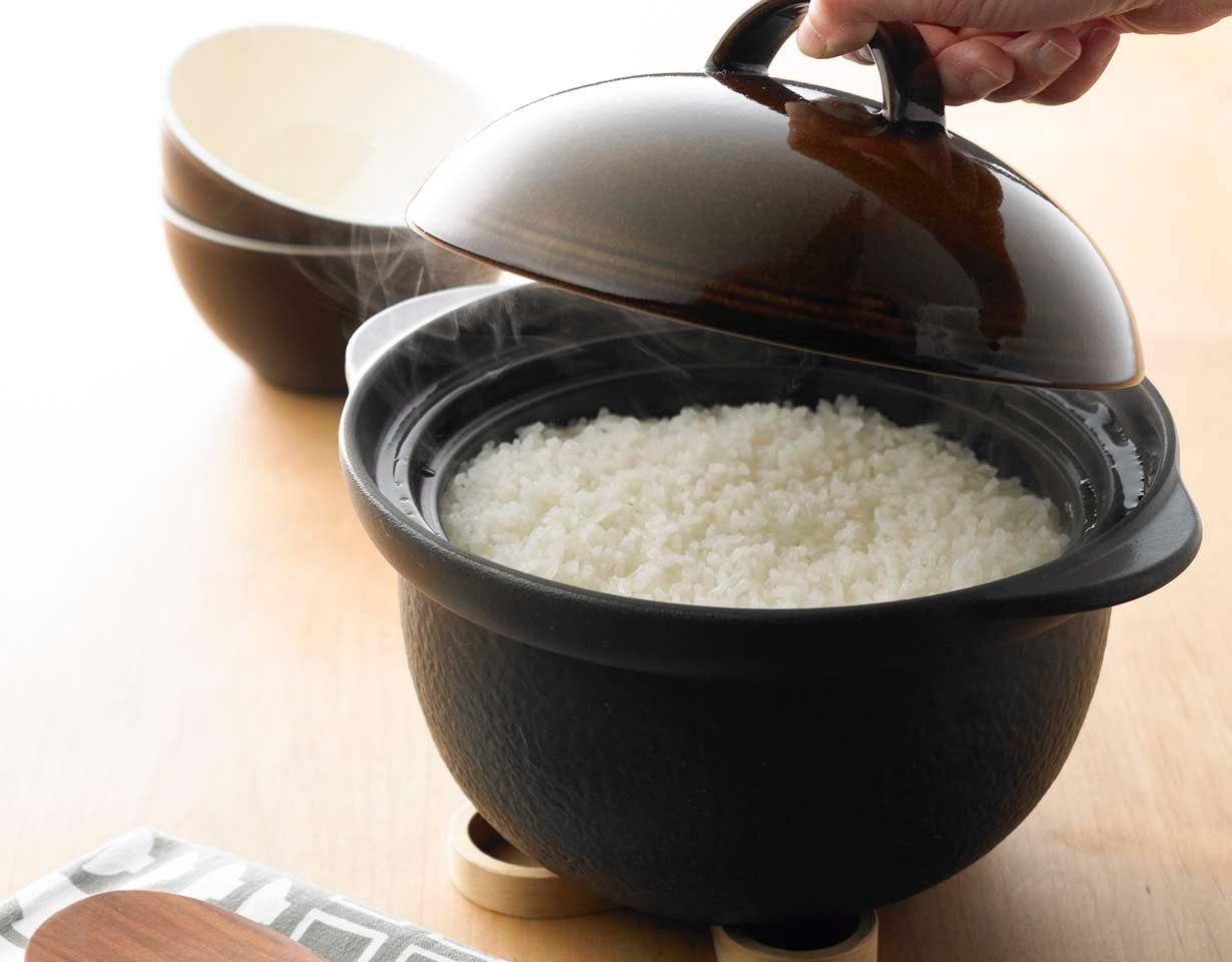 トースターでまさかのごはんライフ。土鍋ごはんをそのまま持ち出すお