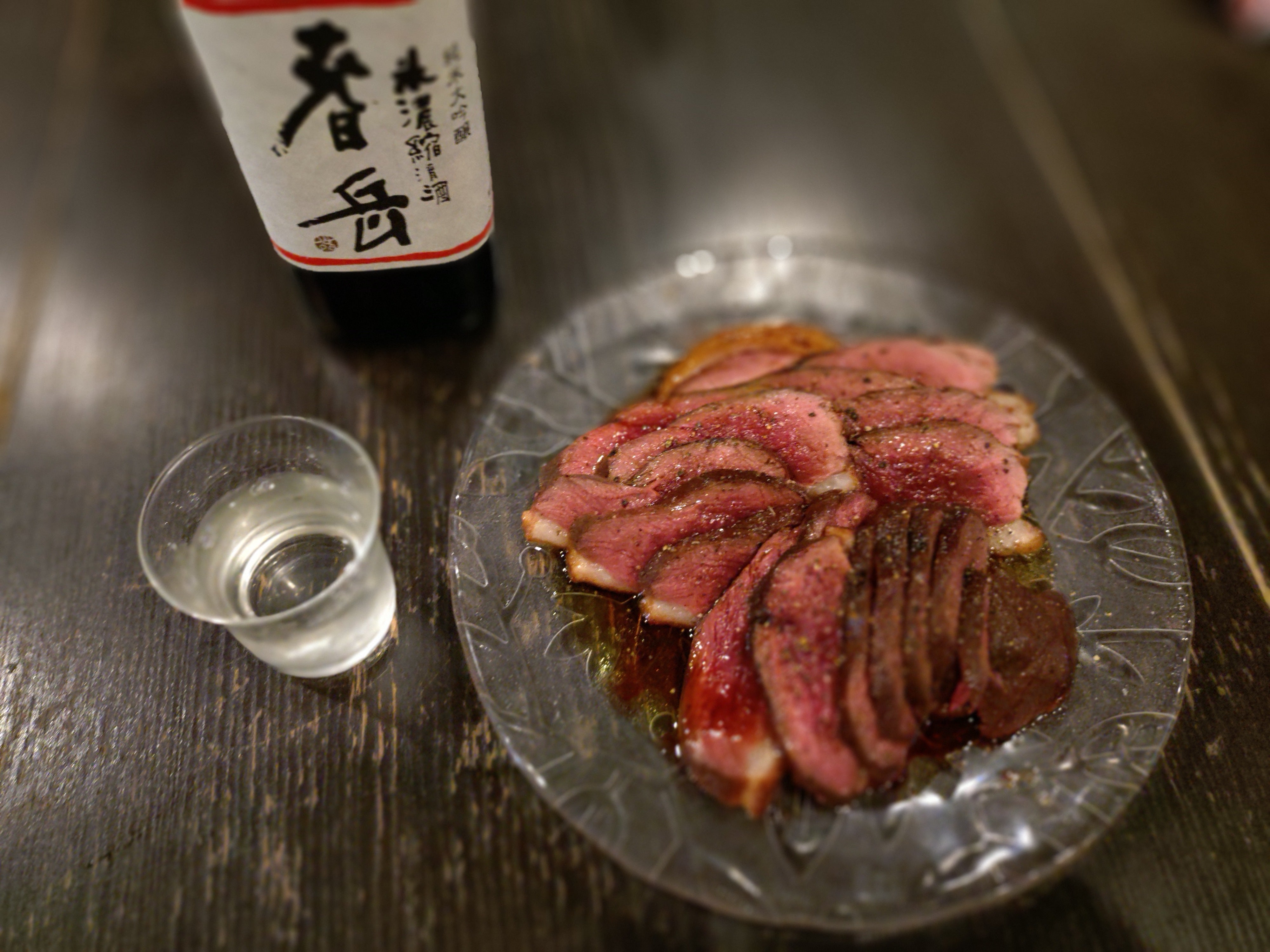 肉と呑む。コシヒカリの氷濃縮純米大吟醸「春岳」モンドセレクション