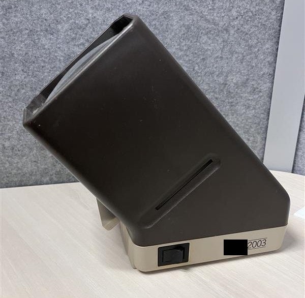 Makuake｜スマホの映像が『空中に浮き出る!?』毎日が楽しくなるスマホ