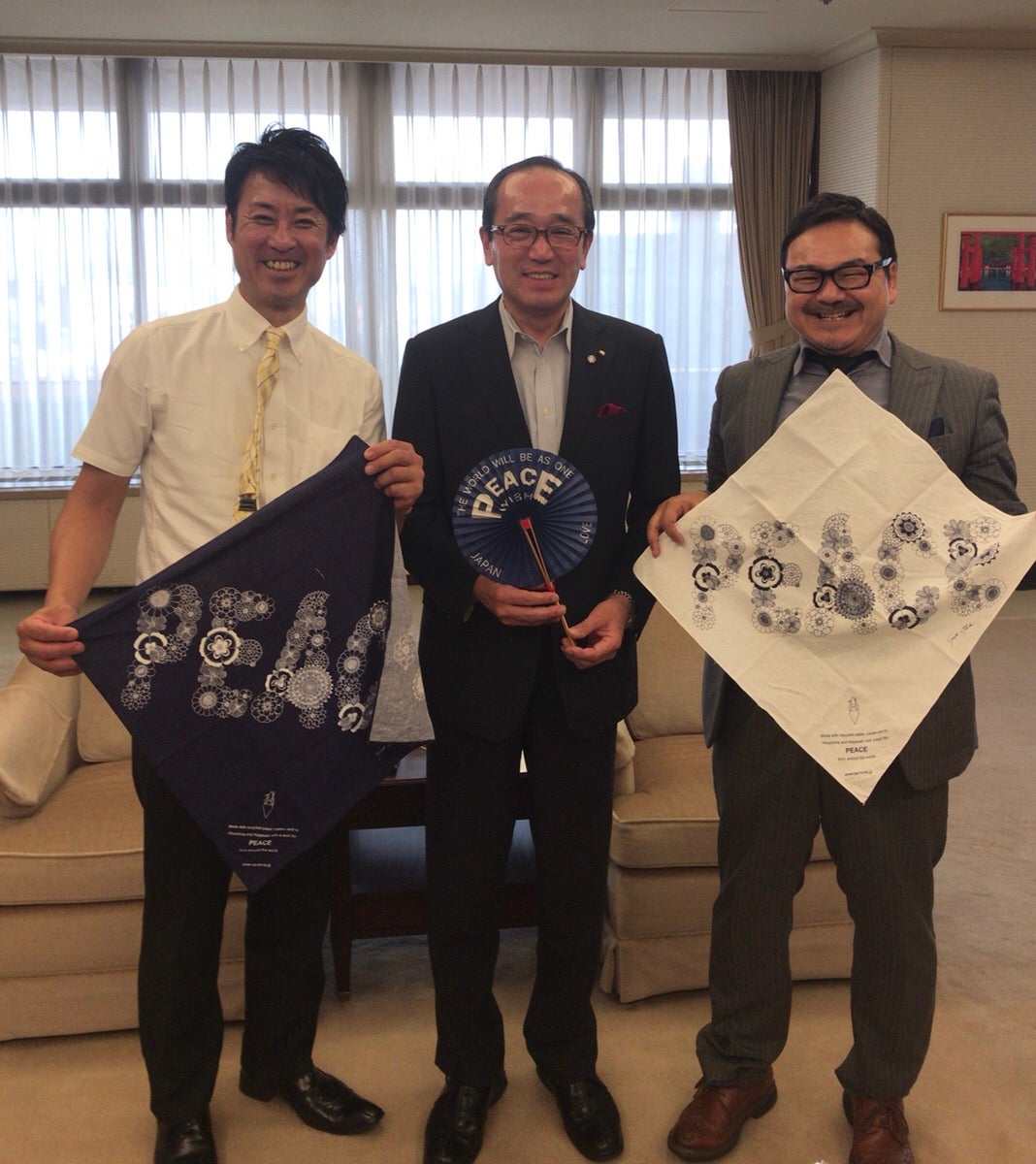 広島長崎に送られる折り鶴をリサイクルした『恩返紙』を世界に広めたい