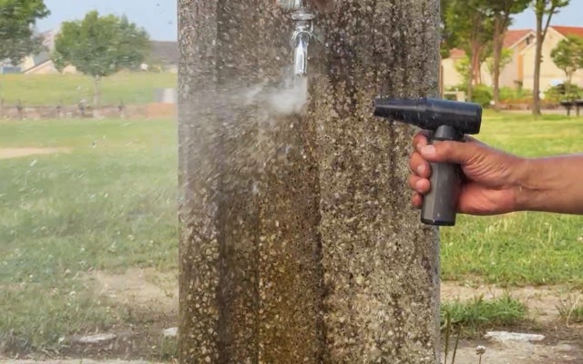 Makuake｜圧倒的パワーでゴミも水滴も一撃で吹き飛ばす！LED搭載ハイ