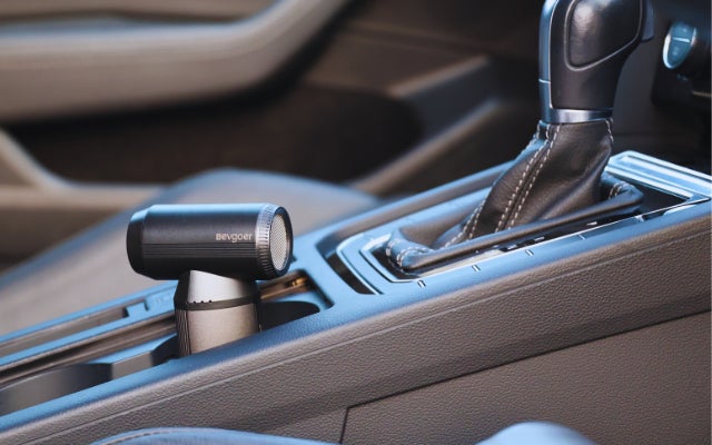 Makuake｜圧倒的パワーでゴミも水滴も一撃で吹き飛ばす！LED搭載ハイ