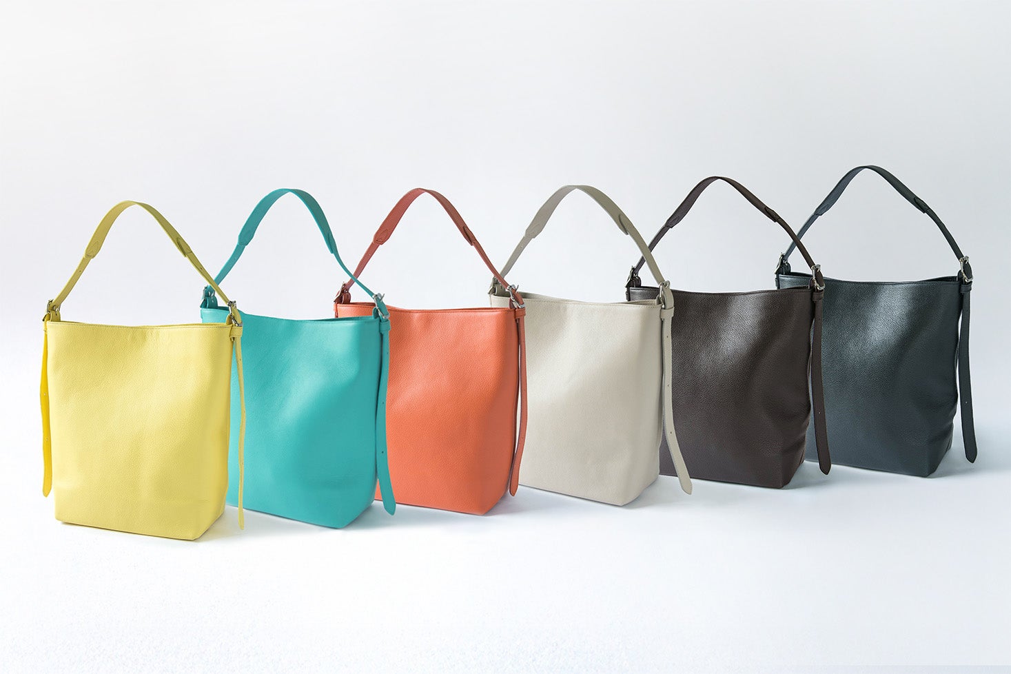 整理しやすく大容量】カンタン整理で使いやすい！3WAYバケットバッグ