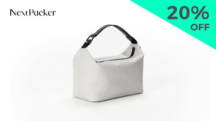 一日中ひんやり感をキープ、倒れても漏れにくい保冷バッグ、239gの軽量