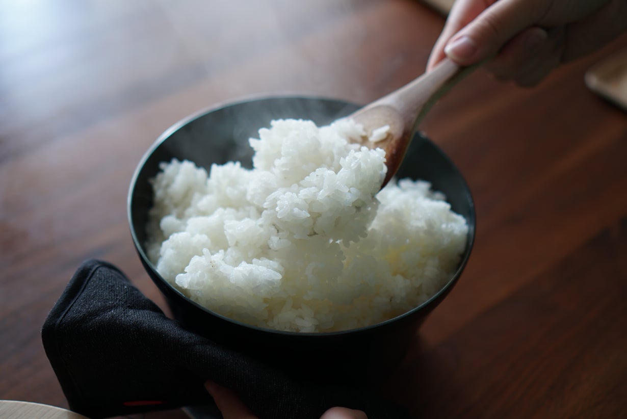 米を鉄で炊く】毎日の食卓に“美味しさ”と“鉄分”という新習慣を。お米