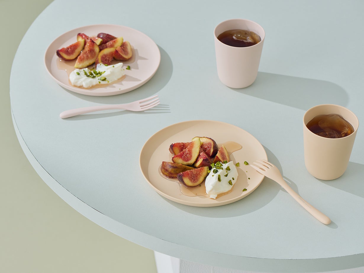 ずっと触れていたくなる心地良さ。手が喜ぶ食器ブランド「Mawal」の