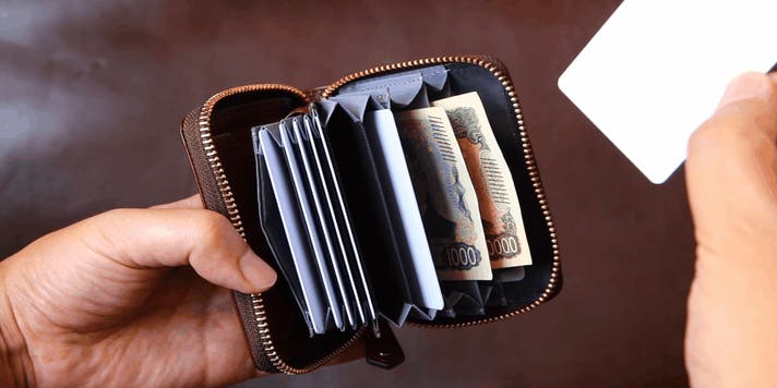 satto pro ブラック お札は折らず・膨れない新構造を実現したラウンドZIPミニ財布