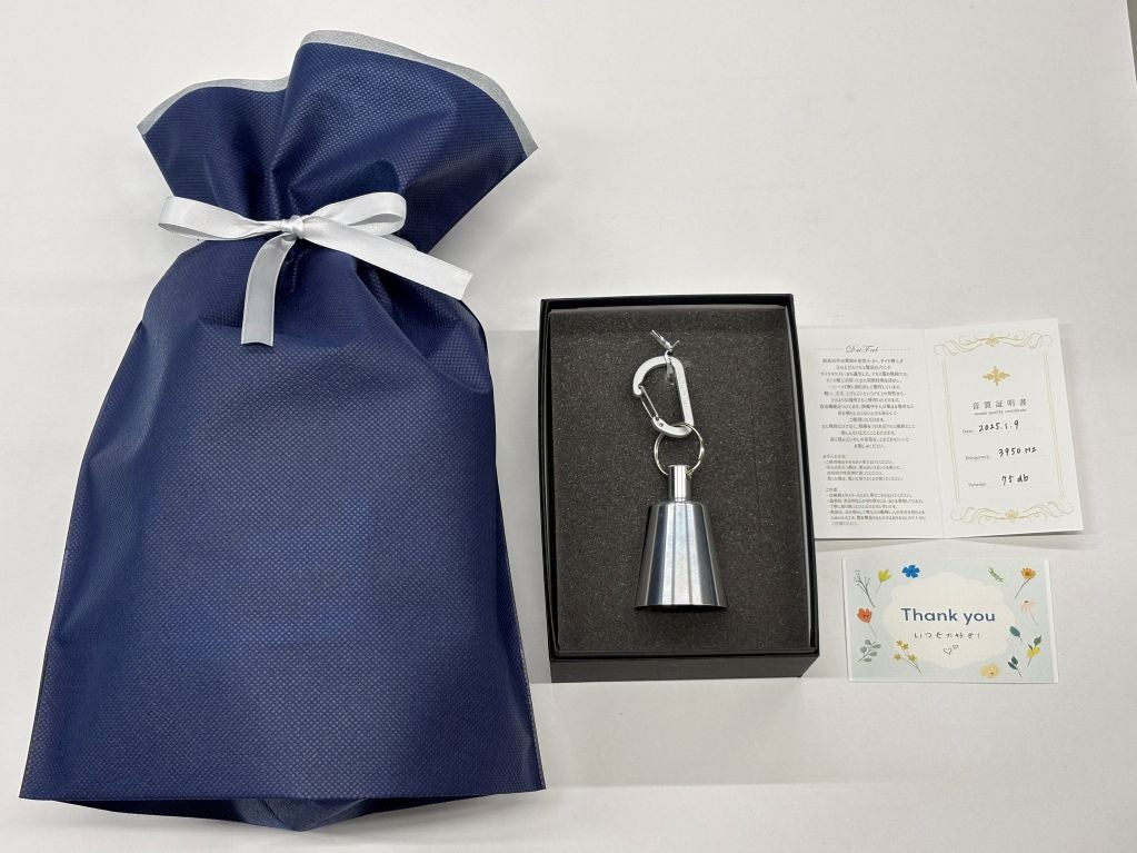 創業50年の金型技術】音で守る熊鈴。いやしの音色とシンプルな機能美の