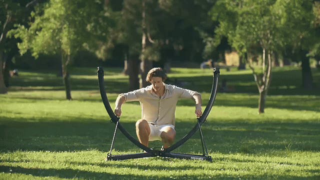 3秒で広がる、極上くつろぎ空間｜anymaka ポータブルスウィング