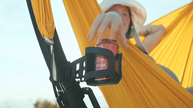 3秒で広がる、極上くつろぎ空間｜anymaka ポータブルスウィング
