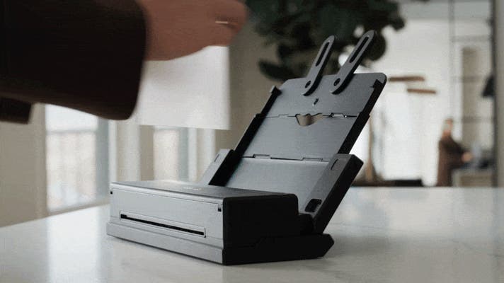 NEWYES ポータブルインクジェットプリンター 750gの軽さでどこでもスマート印刷！コンパクトだけど本格派