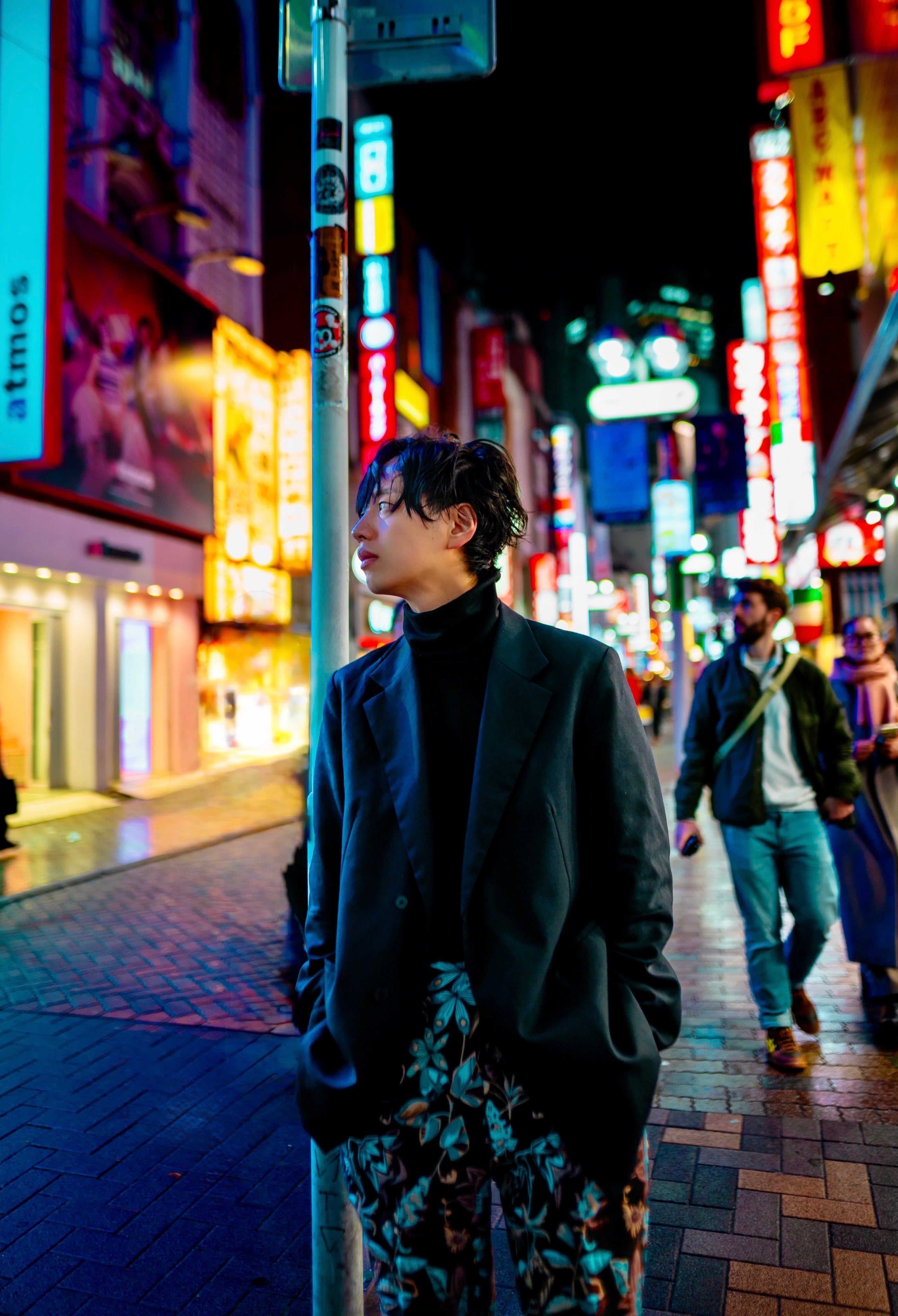 ON・OFF・移動を一着で完結。軽やかで端正な大人のセットアップ
