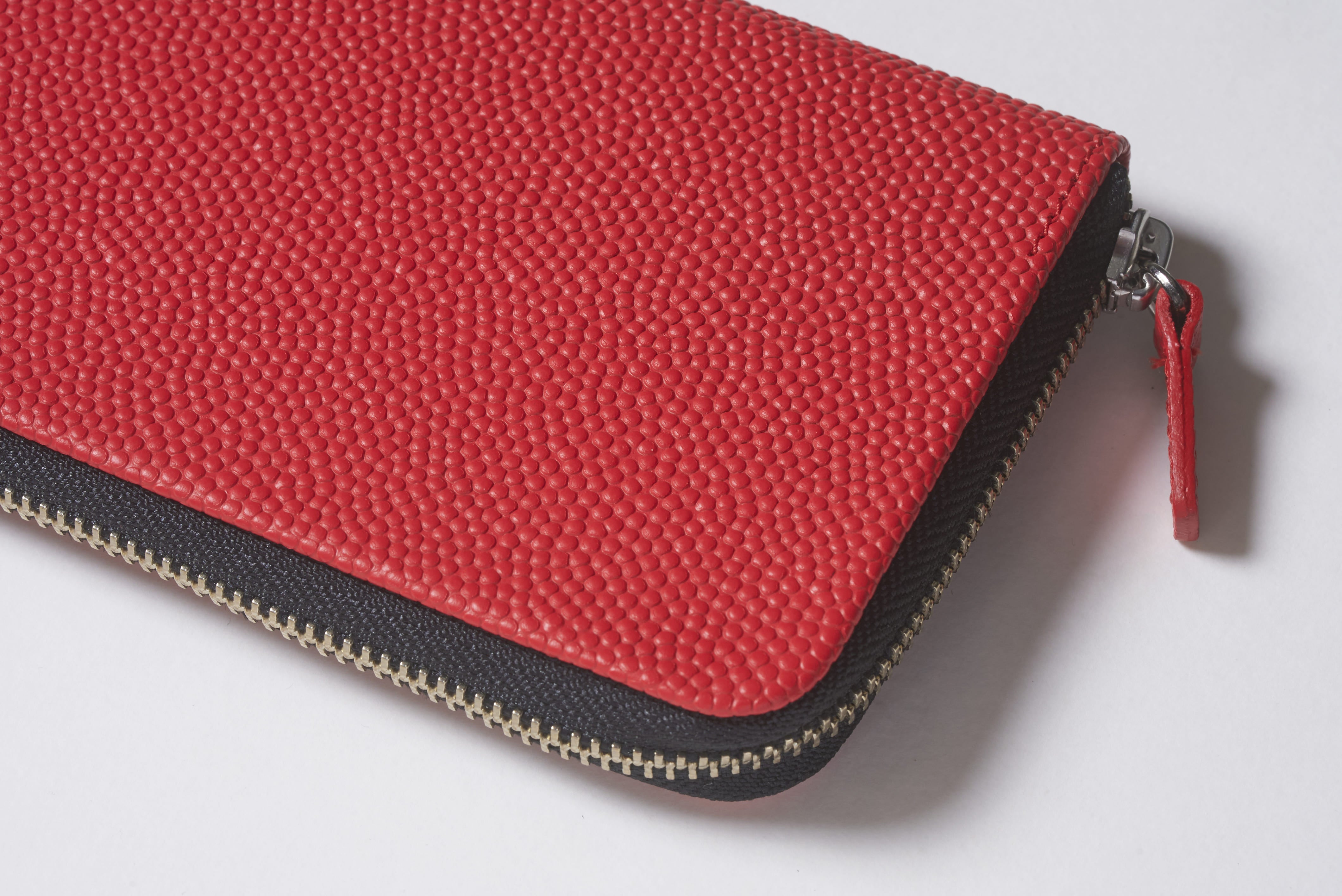 カードがすぐ見つかる。あの「モードブランド」も認める職人が贈る広島 カードがすぐ見つかる。あの「モードブランド」も認める職人が贈る広島