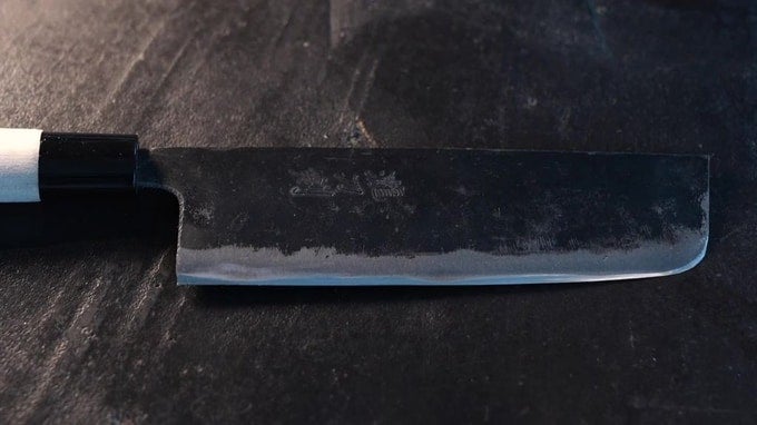 刃物の堺、金物の三木。二大産地が生んだ一生モノの日本刀由来の黒打