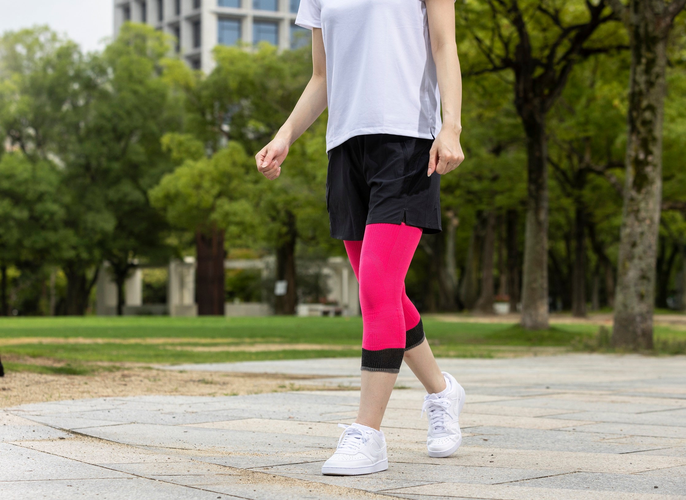 論文2本発表 歩行をサポート 長い距離を歩きたい方 ウォーキング専用膝