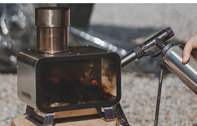 求めていたミニサイズで家の中でも野外でも炎で癒しタイム【卓上