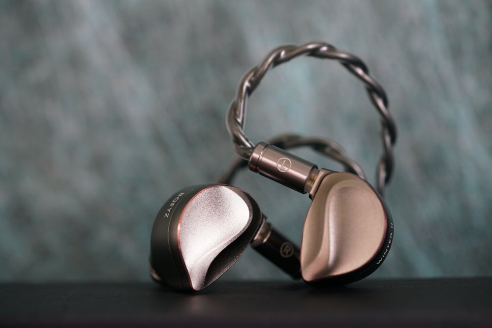 美しいボーカル！分離感を極めた骨伝導＆ダイナミック型イヤホン