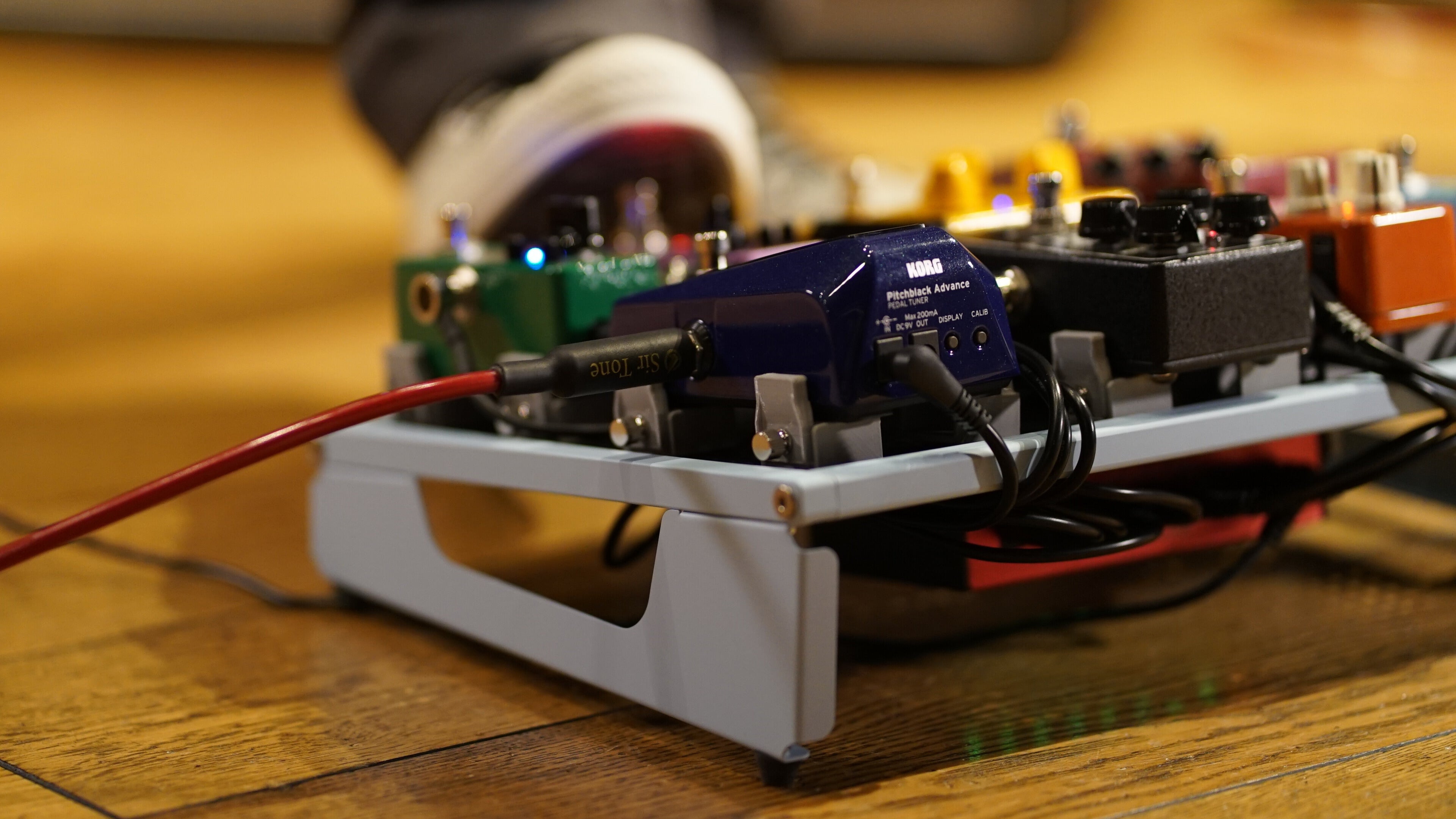 エフェクターセット　バラ売り不可 粘着不要】エフェクターにやさしく軽くてカラバリ豊富なペダルボード