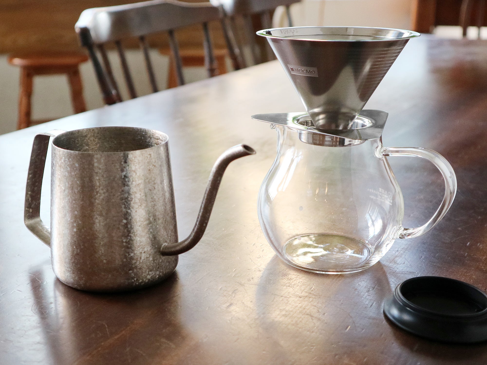 プロも認める！コーヒー本来の味をクリアに引き出す、超軽量純チタン製