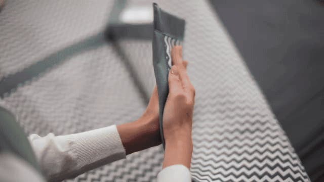 1mm超薄型】天然竹糸で年中快適！モバイルバッテリー対応！竹繊維