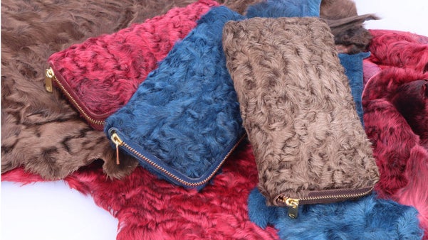 ファーのお財布を作りたい！高級カラクルラムファーの日本製ハンドメイド長財布