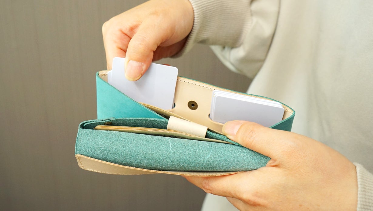 m*様 ラ*ダ様 落札したのにも関わらず購入しないのであれば入札しないでください 楽天市場】見せない表札 NBSY-22(シルバー) シルバー ステンレス