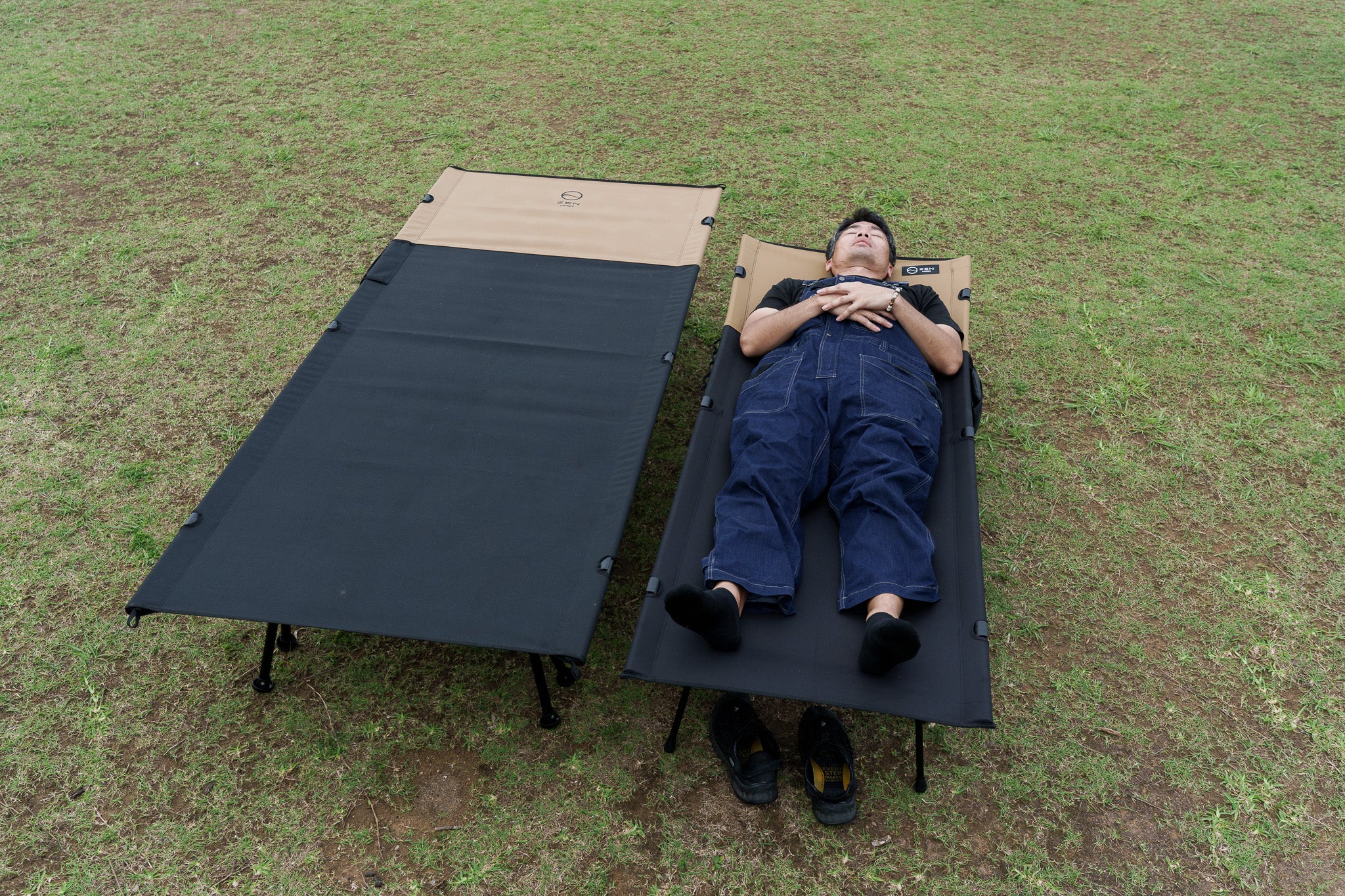美品　CHANODUG アウトドア コット 190cm FIELDOOR コット 2WAY キャンプ アウトドアコット フォールディング 幅