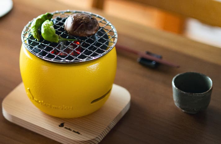 火鉢　火バチ 灰のいらない、現代の火鉢──“ちいさな火ばち”で始まる炭火で