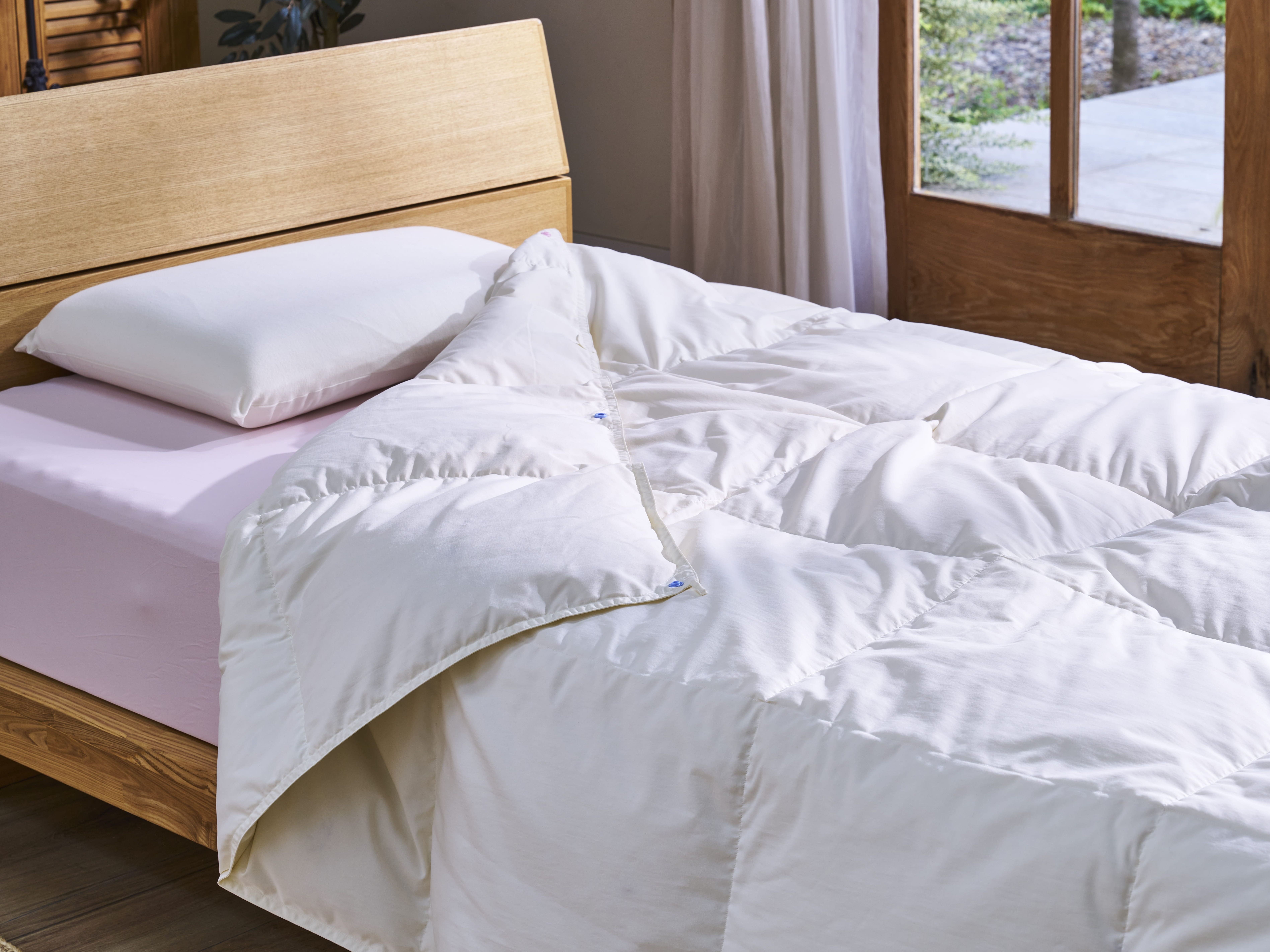 Makuake｜オールシーズン使えて、お家で洗える！天然羽毛とろふわ