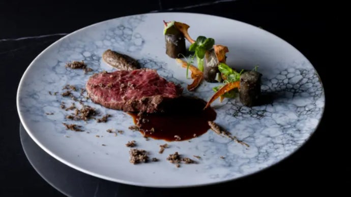 裏横浜の隠れ家で、至高のフレンチに酔う。飲み放題付き破格のコースで