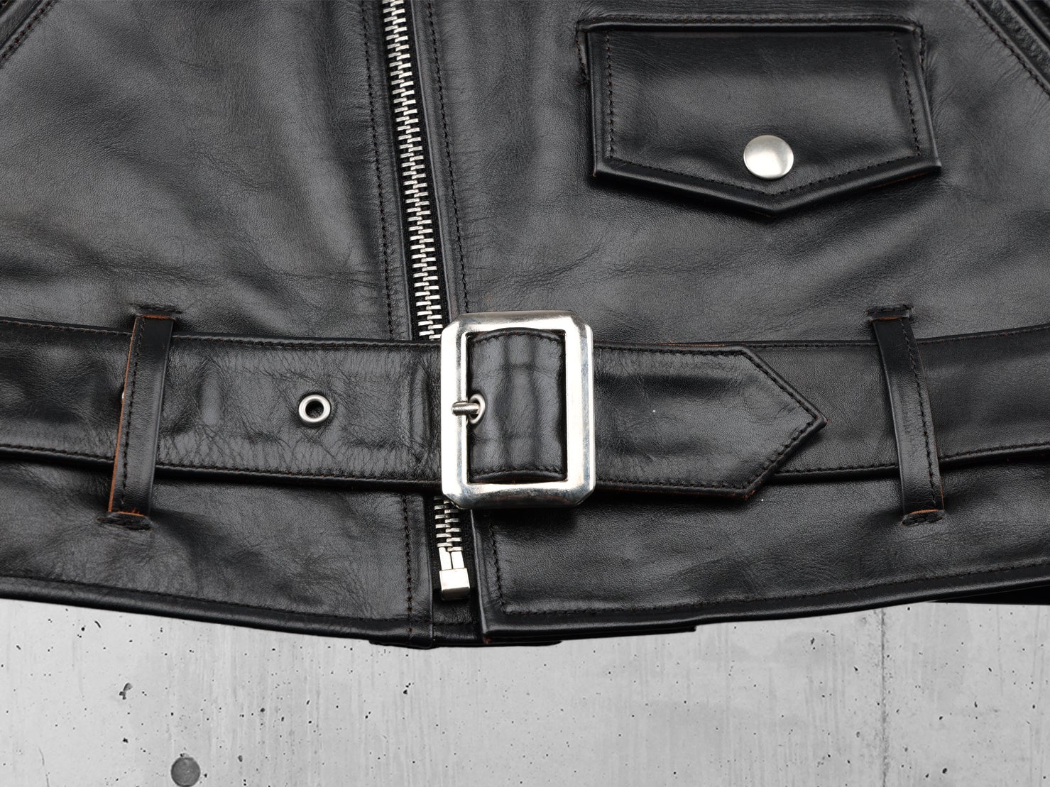 ダブルライダースの基本形デザイン「USライダース」を茶芯ホースハイド