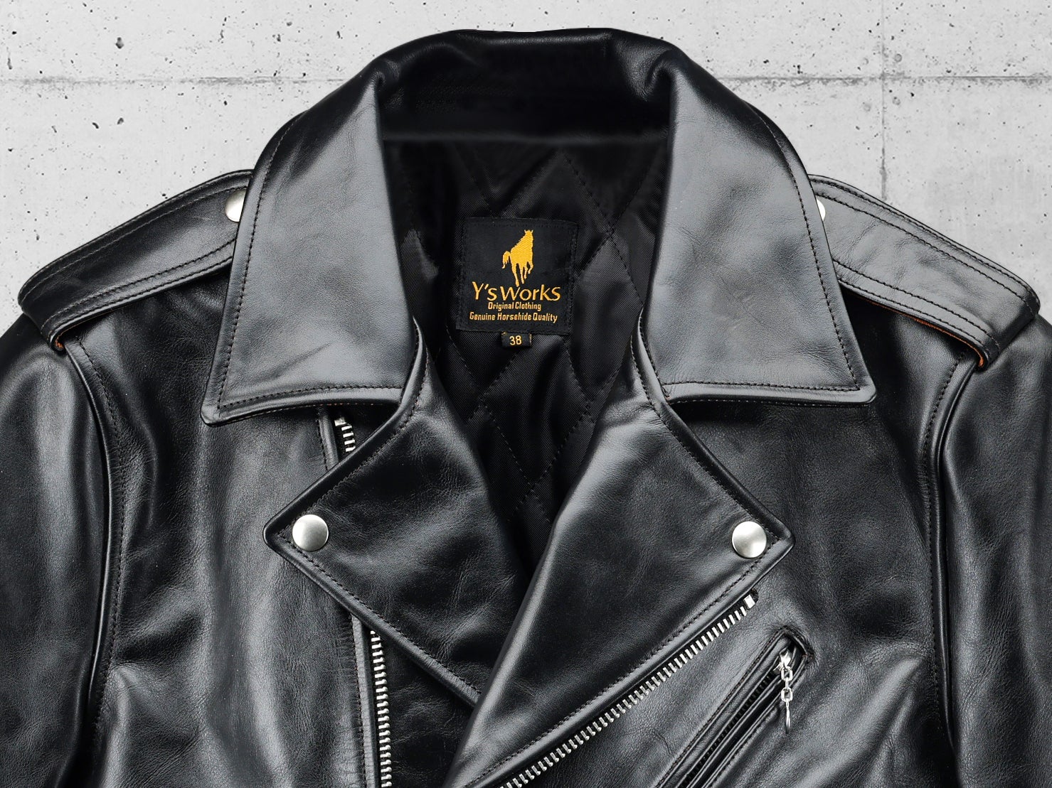 ダブルライダースの基本形デザイン「USライダース」を茶芯ホースハイド