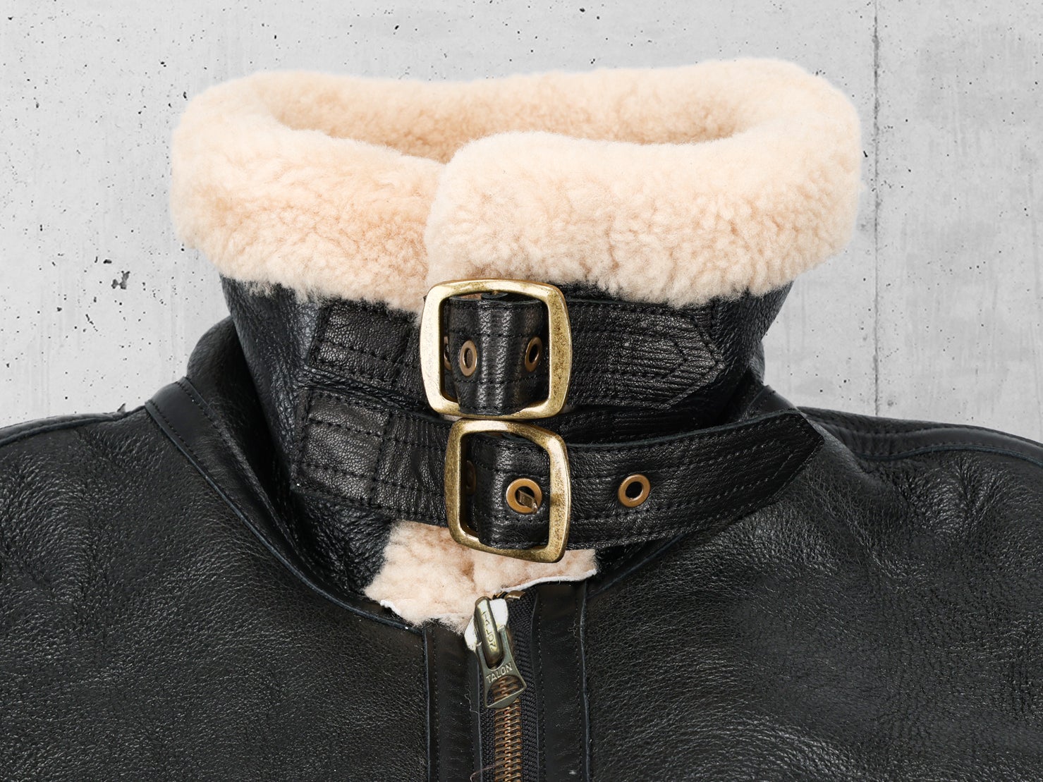 ニュージーランド産ダブルフェイスムートン【B-3 ブラックカラー】5万