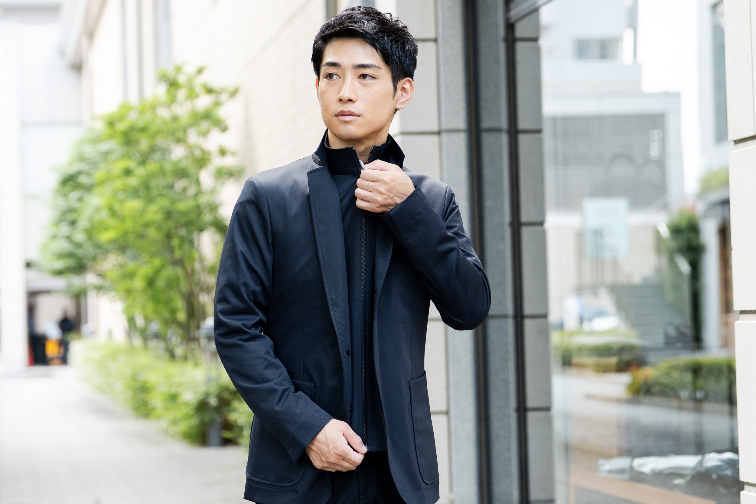 一着で秋冬を制す！極薄超断熱素材と革新的設計が織りなす次世代2way