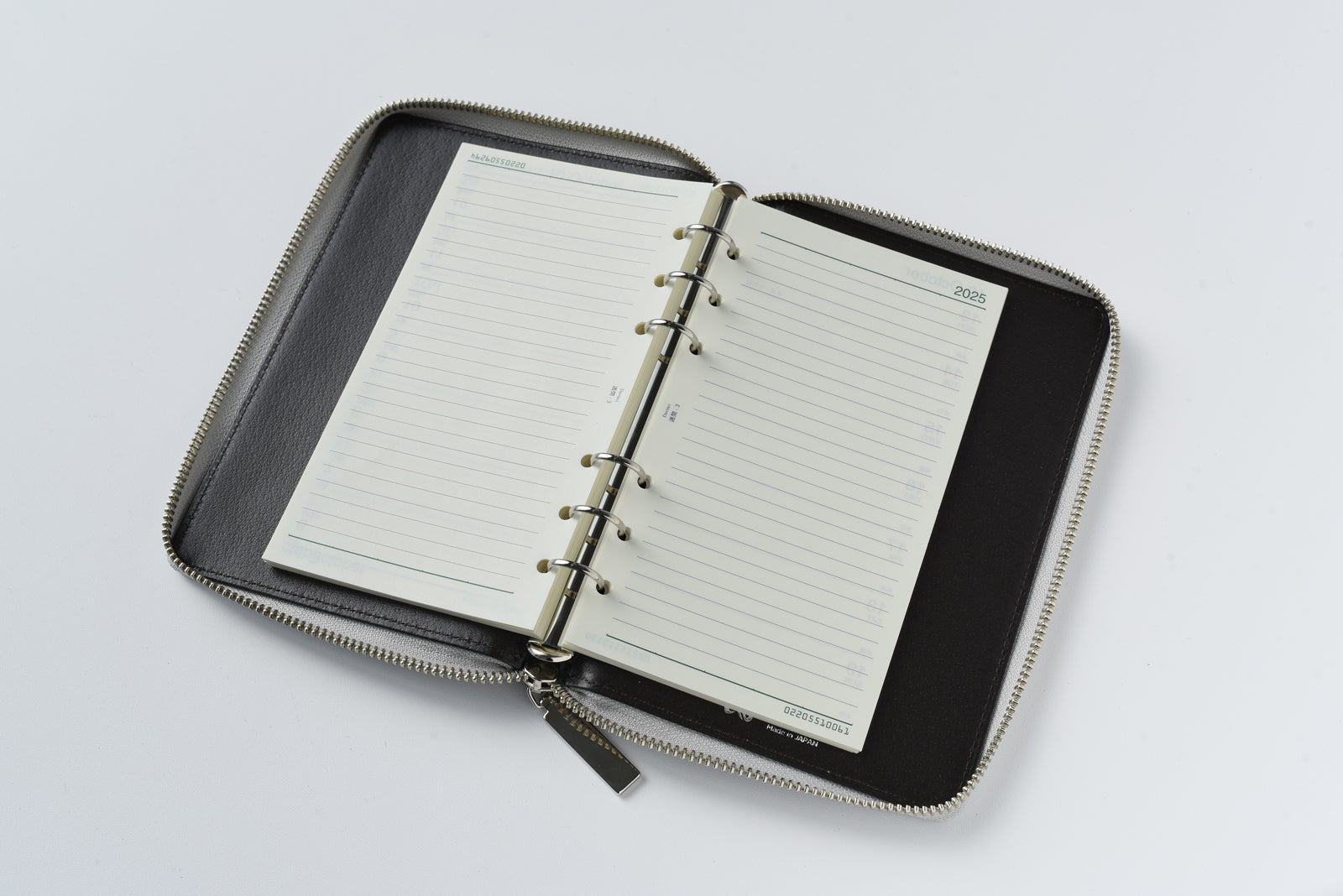 大充実の30色展開】書いて整理派のあなたに、notivo折り返せるZIP手帳