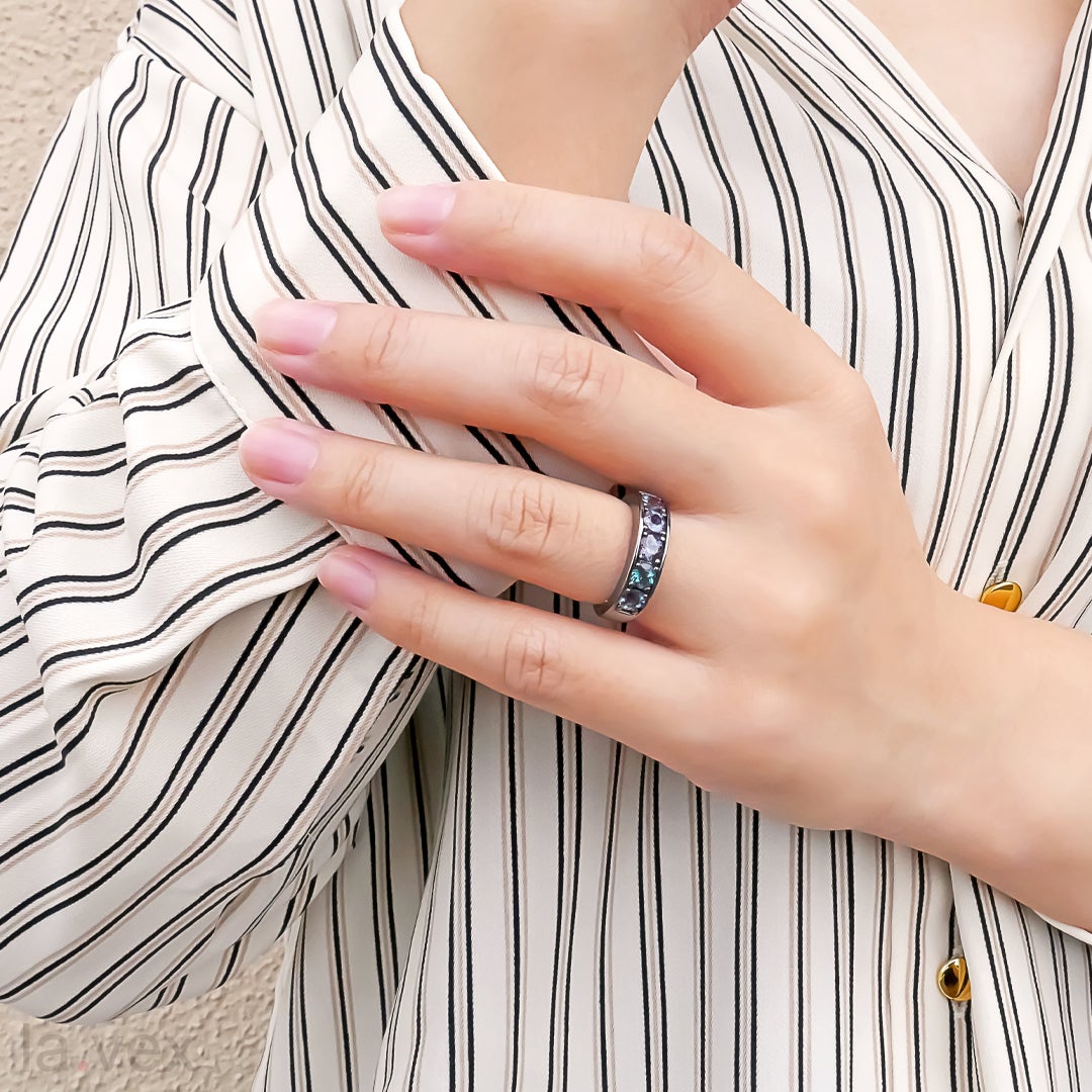 神秘的なカラーチェンジを見せる