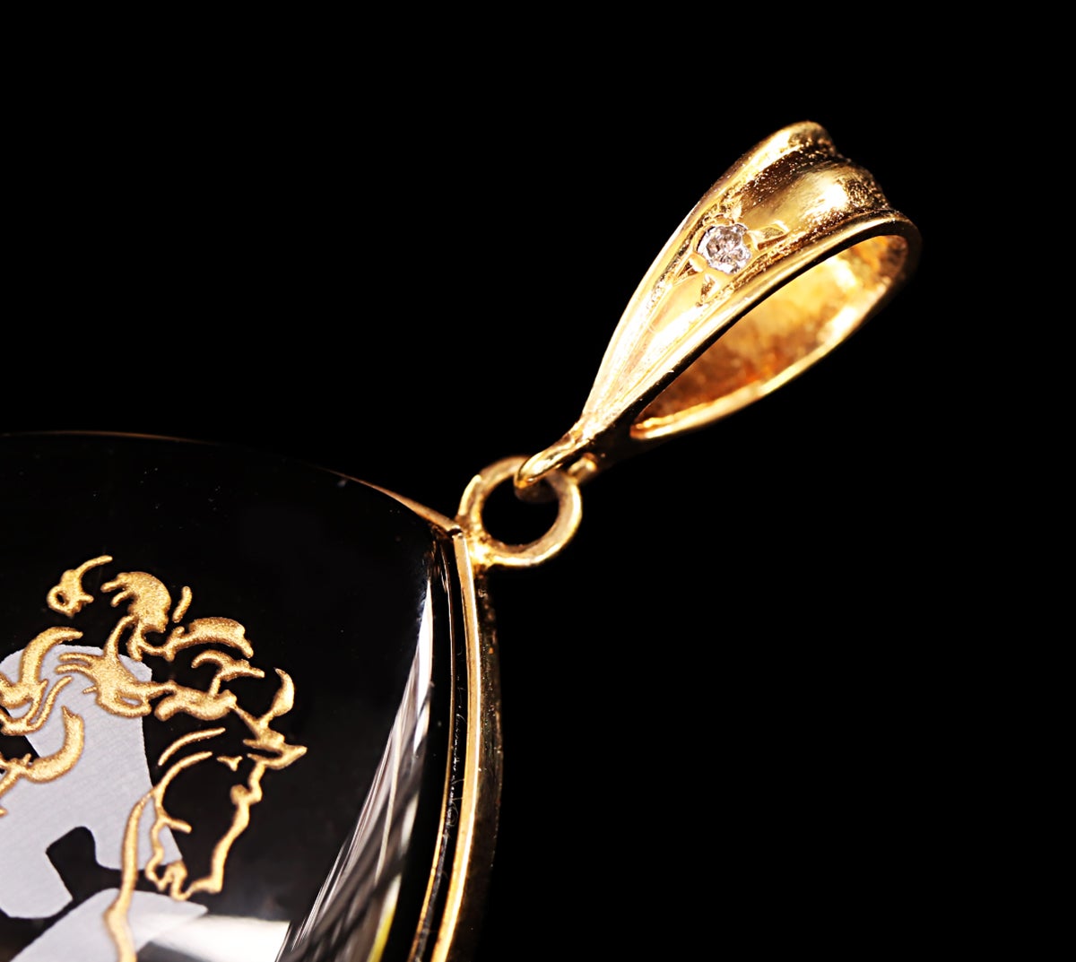 2026年 午年のお守り】飛躍を願う「左馬」水晶オニキス・アミュレット