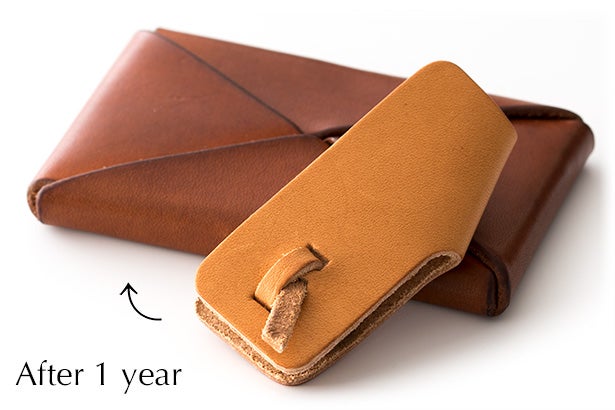 金具を使わない、ミニマルを極めた、革だけのキーケース《結ぶ