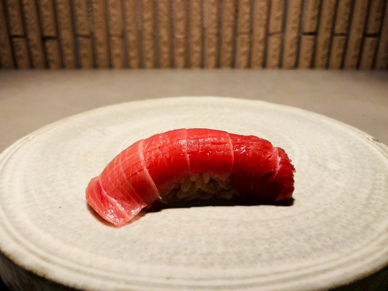 焼肉屋のその先にある秘密の鮨屋「鮨十十十」大人が喜ぶ鮨コースを 焼肉屋のその先にある秘密の鮨屋「鮨十十十」大人が喜ぶ鮨コースを
