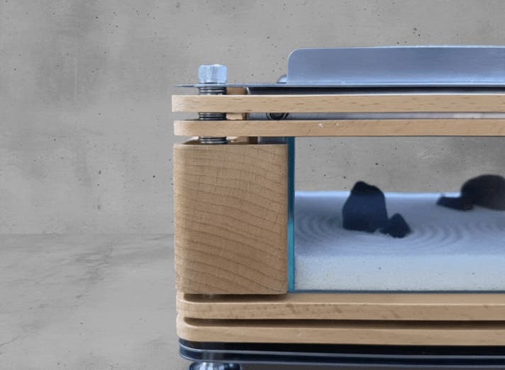 HIBACHI』美しく燃える炎と共に、香り・音・光まで愉しむ新しい卓上