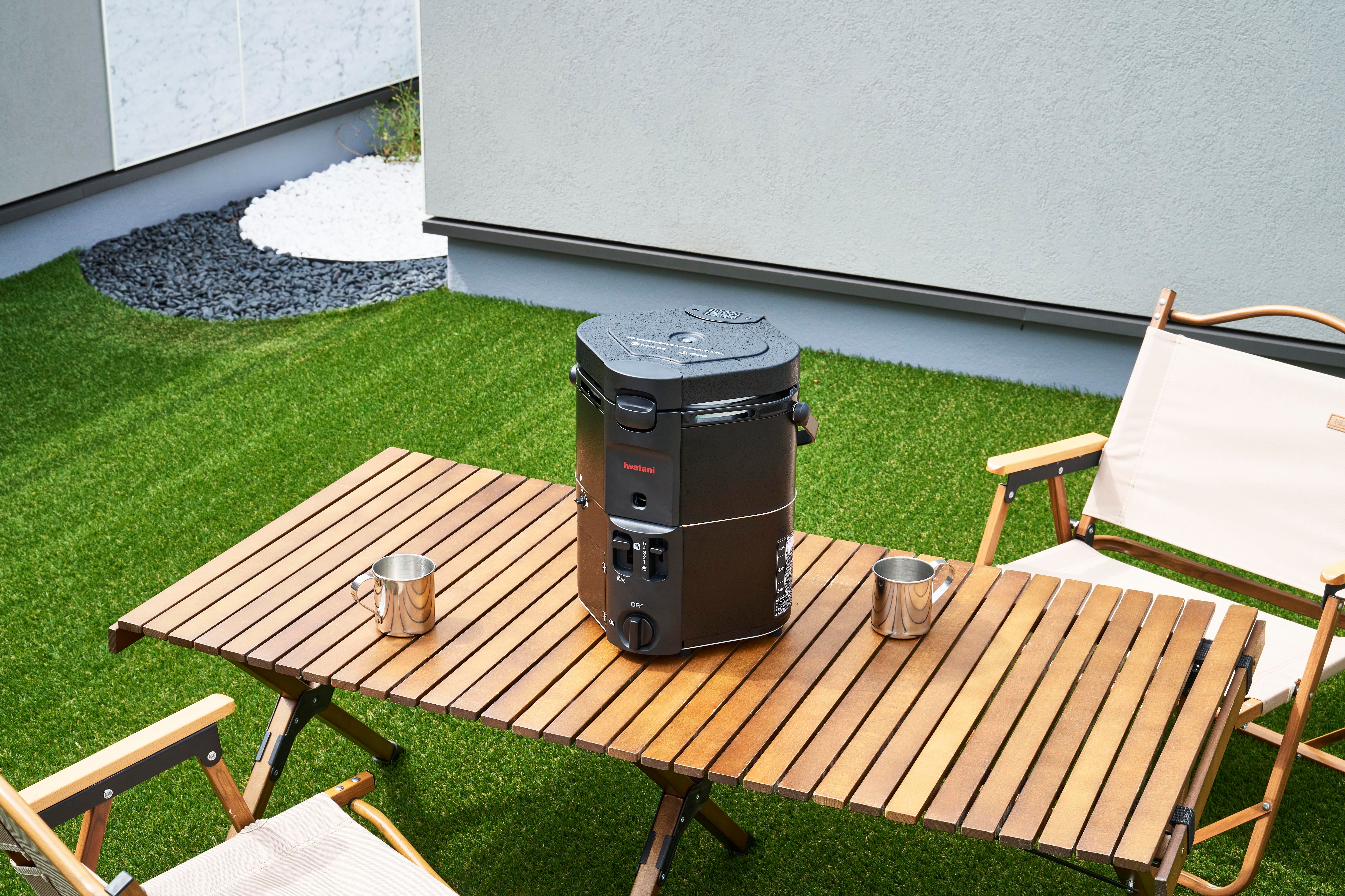 毎日のご飯を直火で。5合でも約18分。美味しい白米を炊き上げる炊飯器