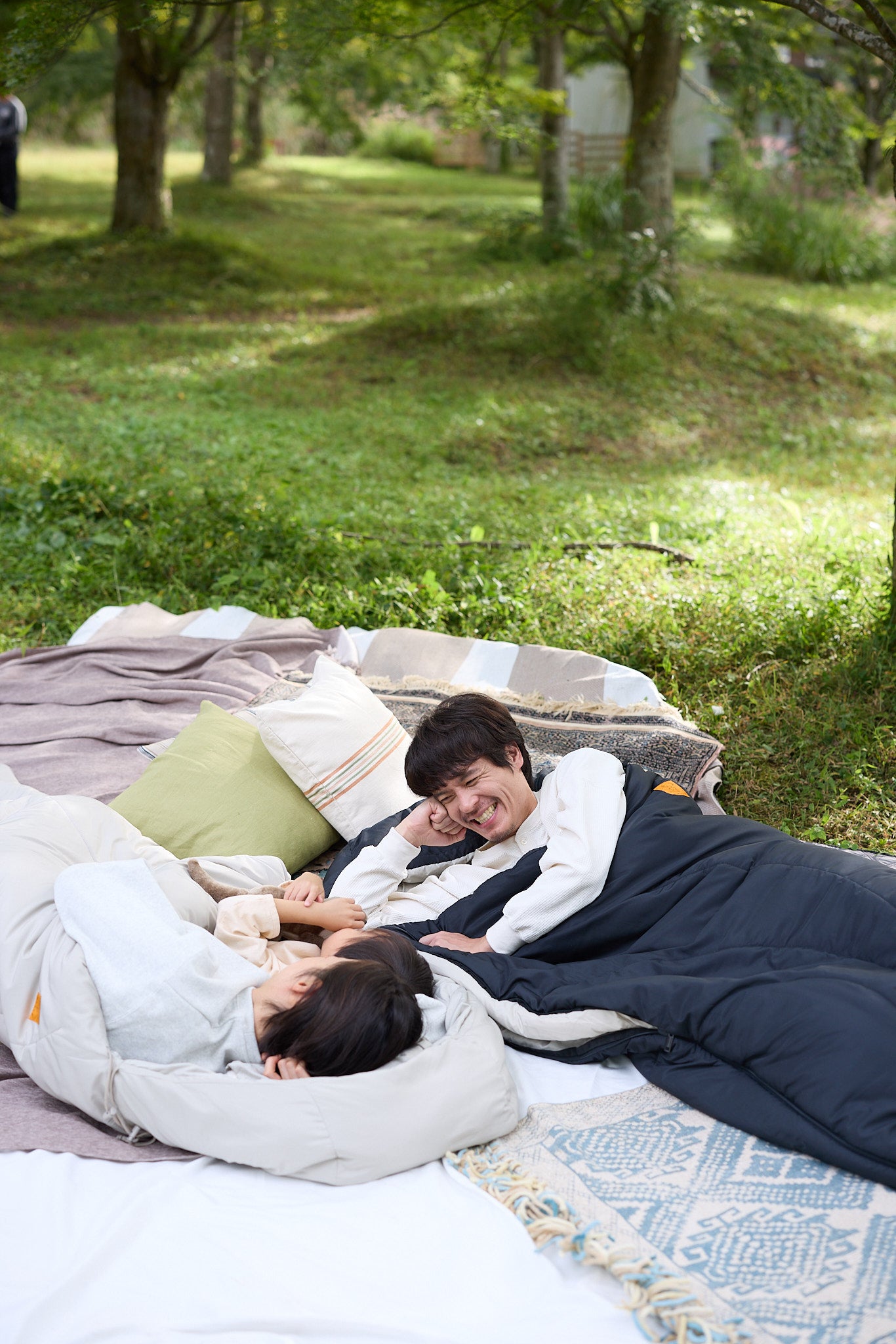 朝まで至福の眠りを！キャンプ、車中泊、来客布団でも愛用者続出｜1分 