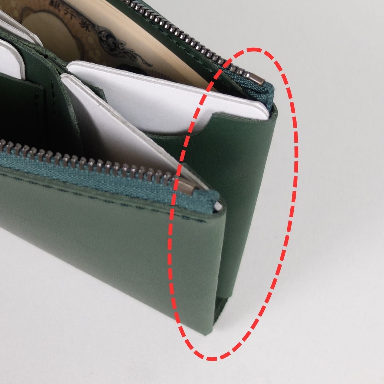 薄型なのに大容量の小型長財布クラッチーノL-ZIP2。進化して再登場
