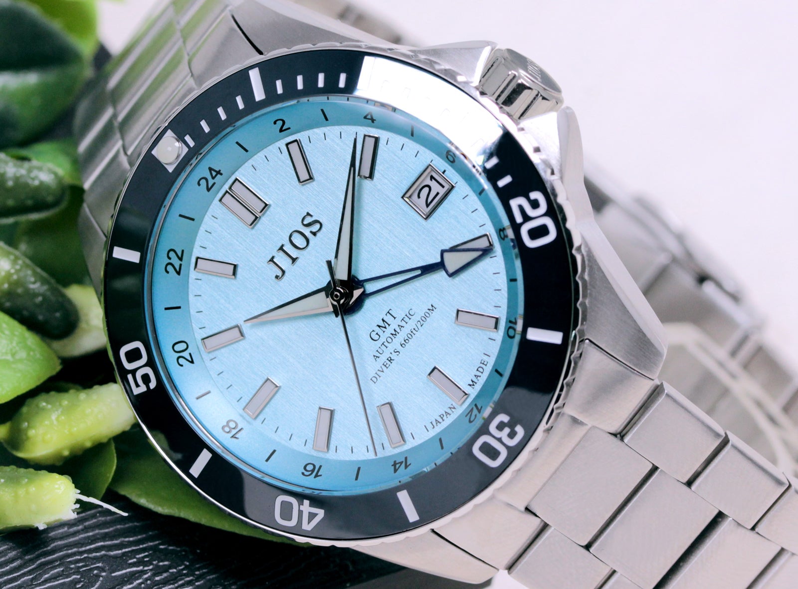 GMT×200m防水】ハイスペック日本製自動巻き腕時計！地方発ブランドを