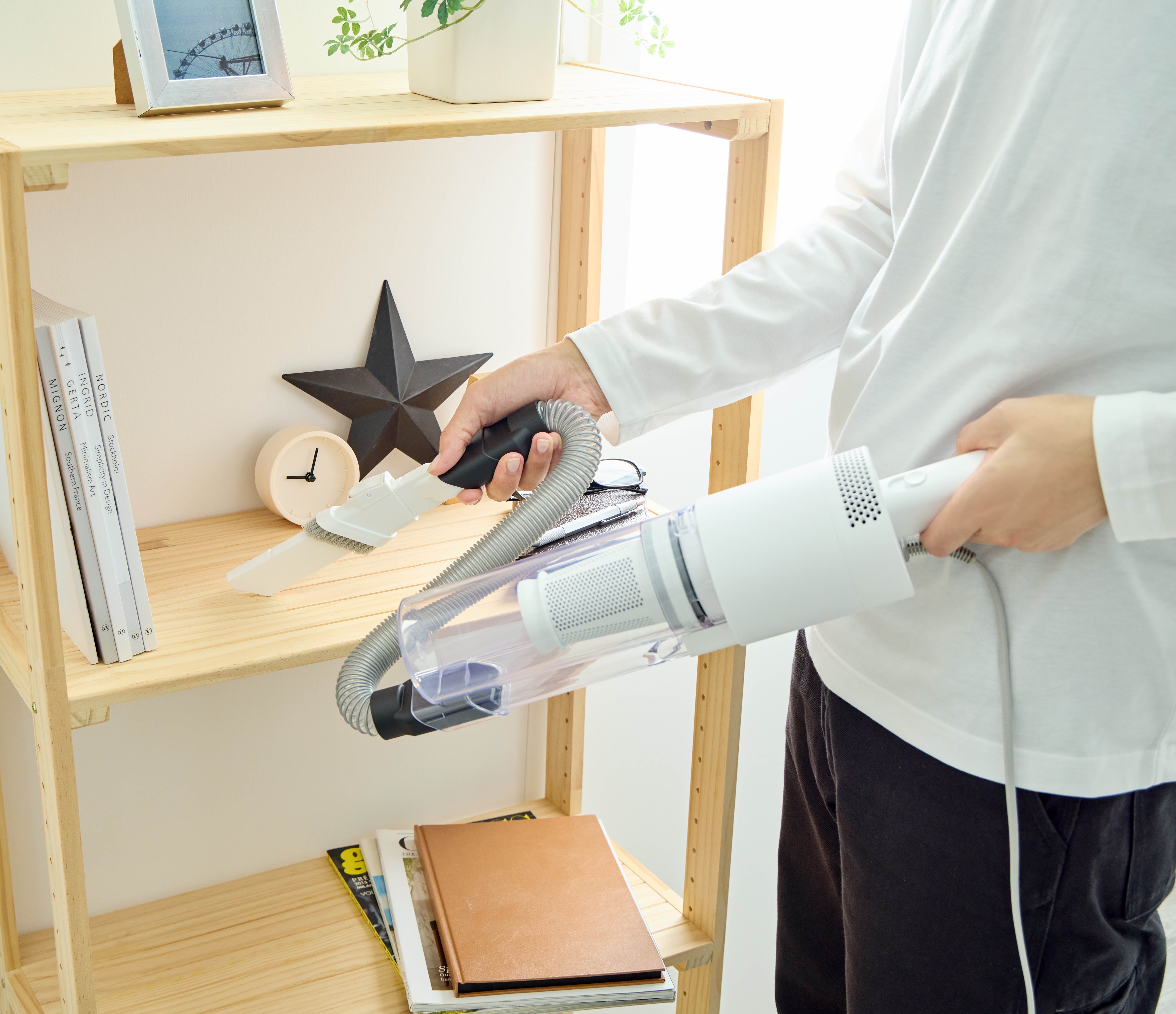 Makuake｜ハイパワー持続のコード付き×軽量・快適なスティック型これが